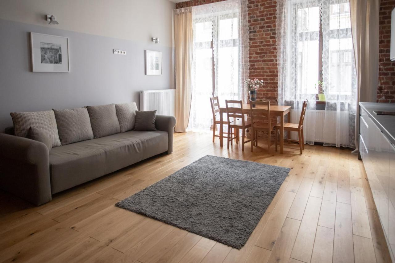 Apartament Fabrykanta By Good Time วูดช์ ภายนอก รูปภาพ