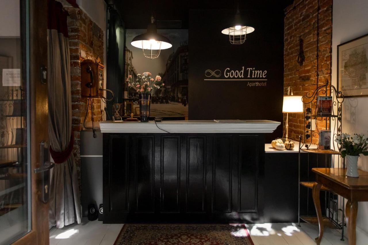 Apartament Fabrykanta By Good Time วูดช์ ภายนอก รูปภาพ